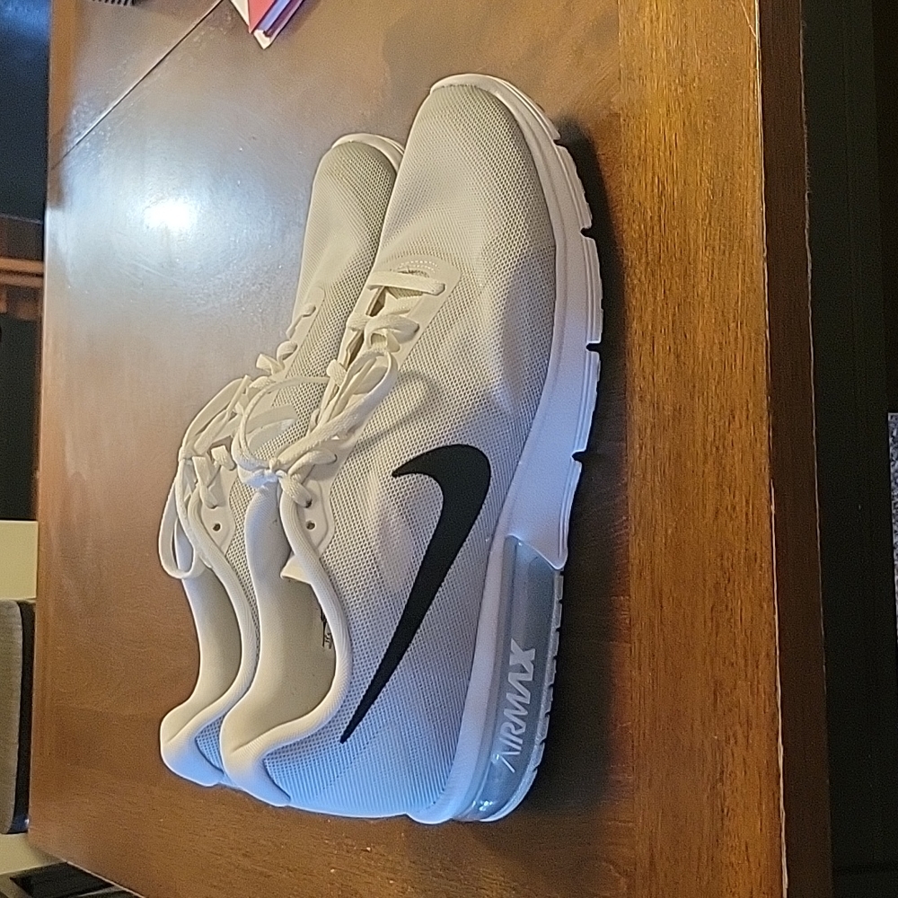 Nike Air Max Sequent